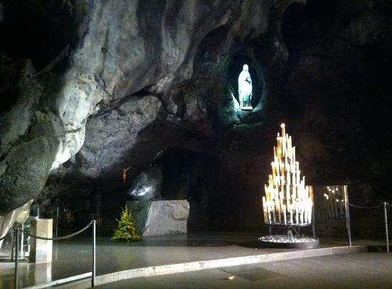 Lourdes092