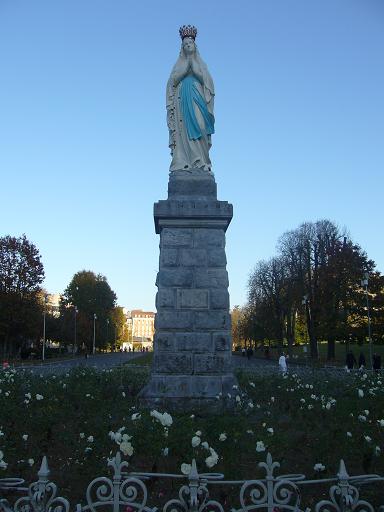 Lourdes109